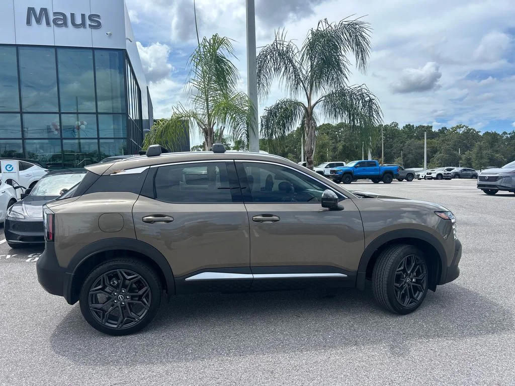 2026 Nissan KICKS SR - Photo 8