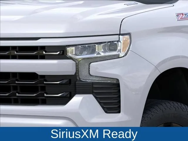 New 2026 Summit White Chevrolet RST image 10