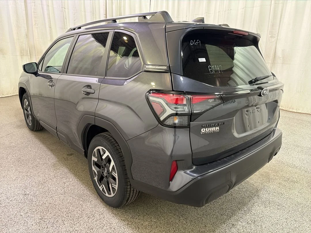 New 2026 Magnetite Gray Metallic Subaru Premium image 9