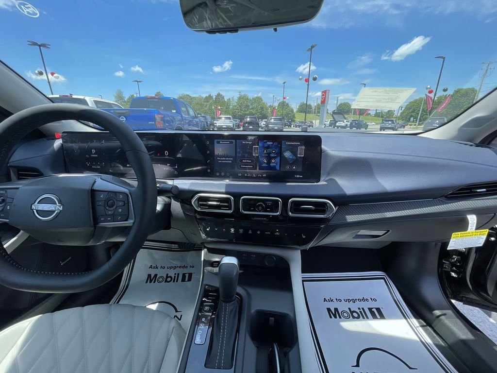New 2026 Black Nissan SL image 10