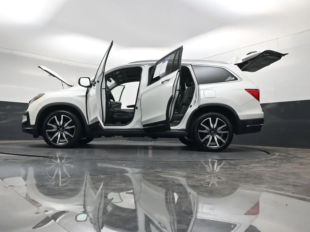 Used 2021  Honda Elite image 43