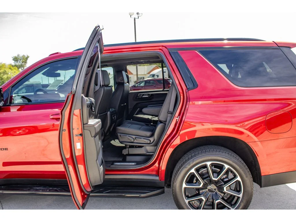 Certified Used 2025 Radiant Red Tintcoat Chevrolet RST image 24