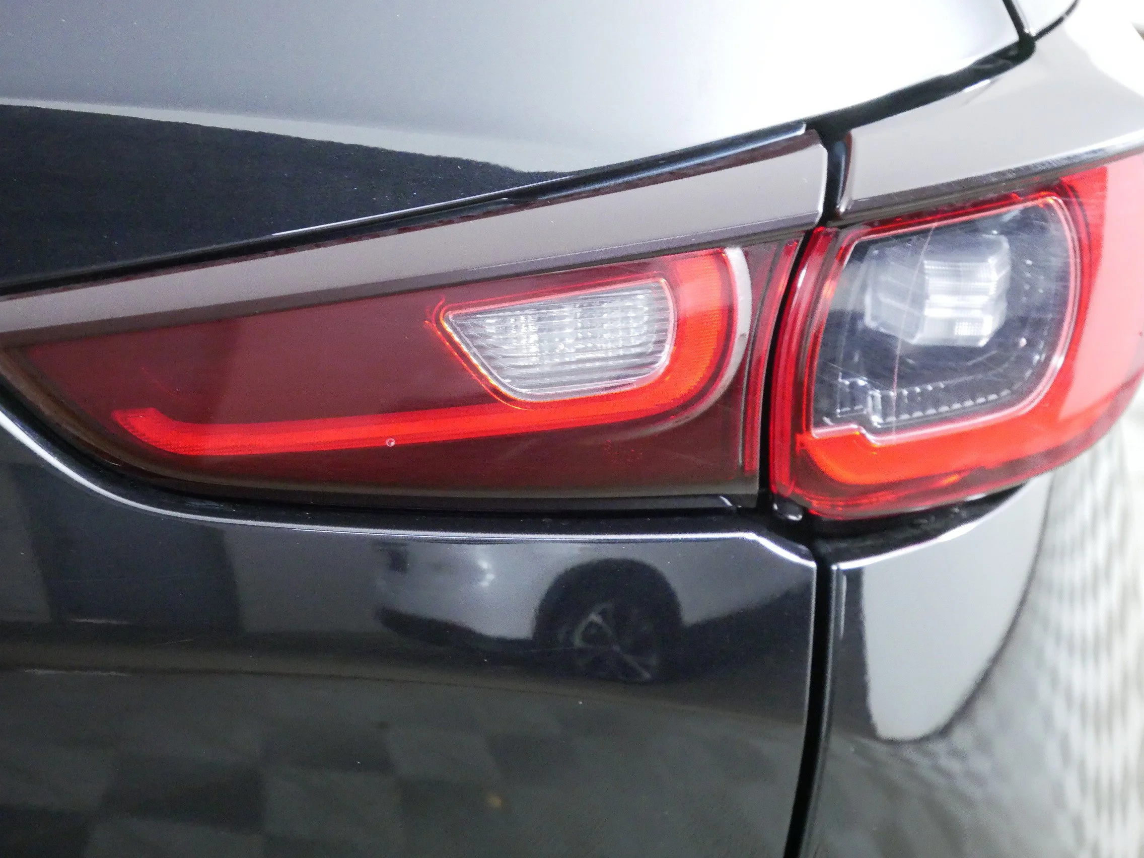 Used 2025 Jet Black Mica Mazda 2.5 S Select Package image 17