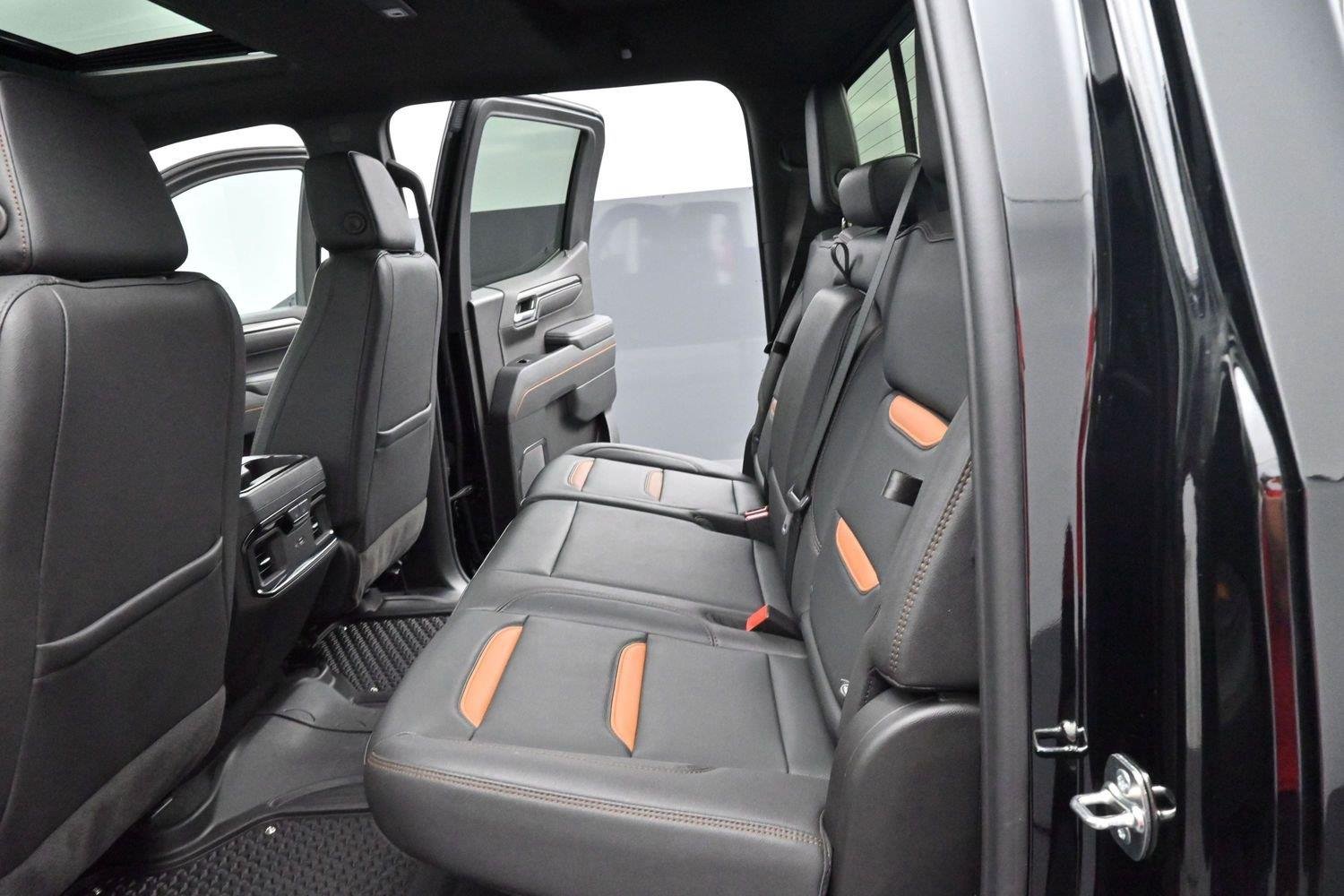 Used 2026 Onyx Black GMC AT4 image 30