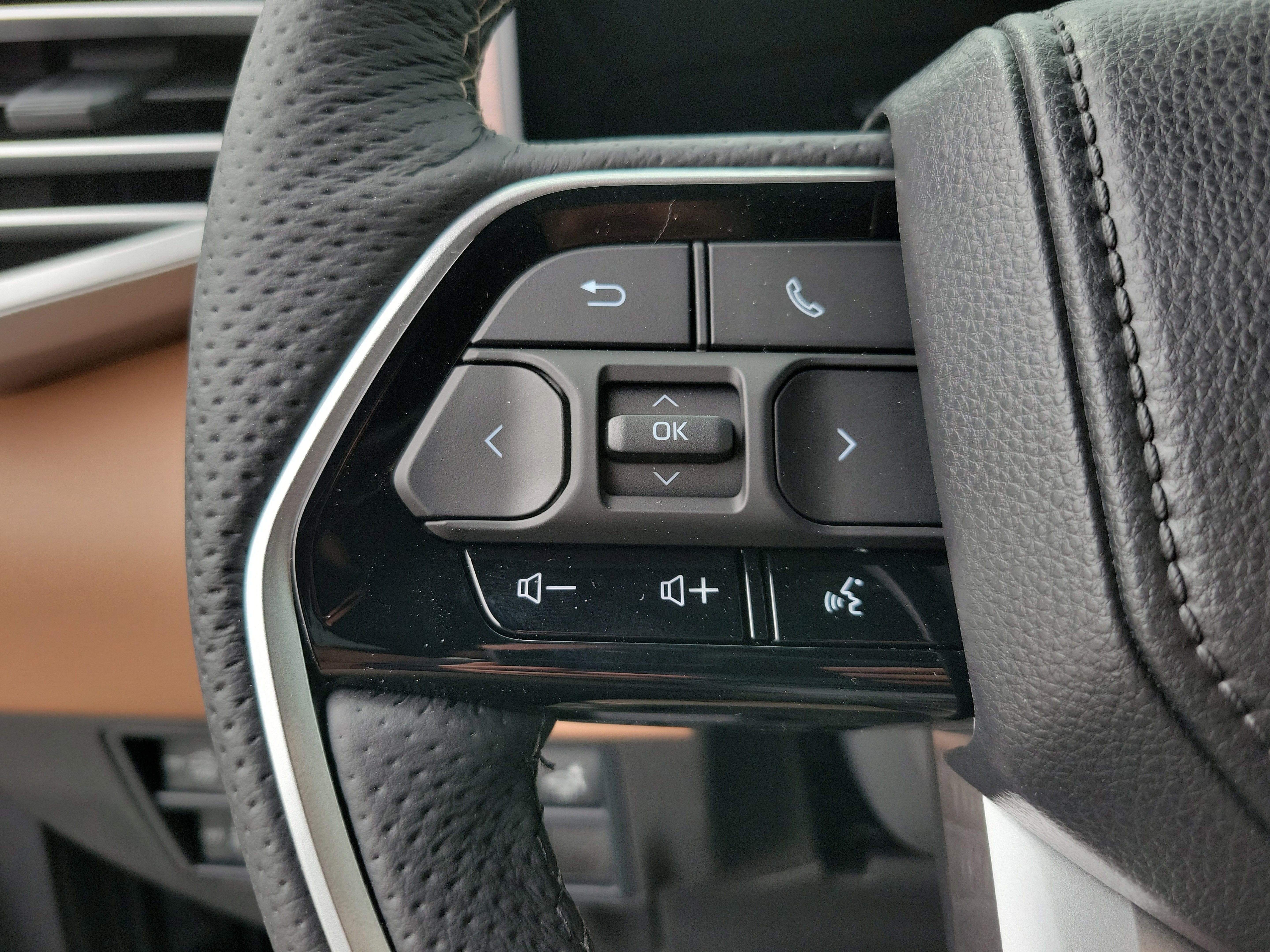 2025 Toyota Tundra 1794 Edition - Photo 11