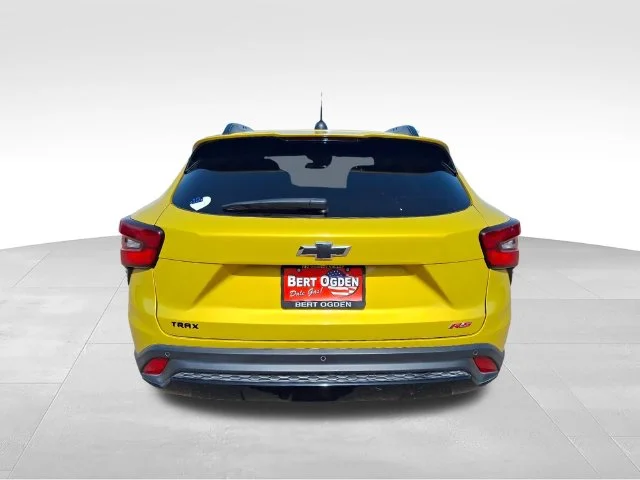 Used 2025 Yellow Chevrolet 2RS image 6
