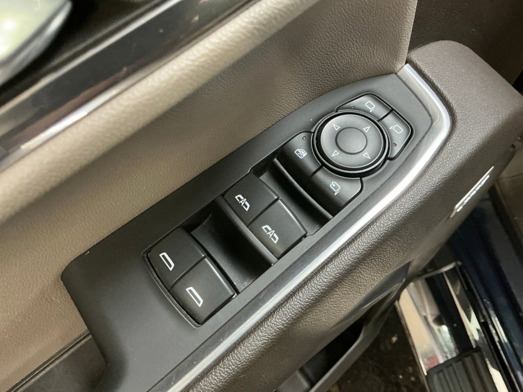 Used 2022 Pacific Blue Metallic GMC SLT image 16