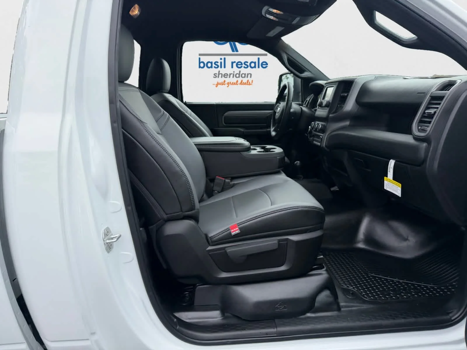 2024 RAM Ram 2500 Pickup Tradesman - Photo 24
