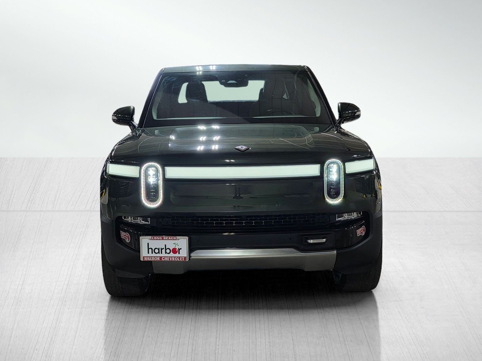 Used 2023 Rivian R1T Adventure with VIN 7FCTGAAA2PN022255 for sale in Long Beach, CA