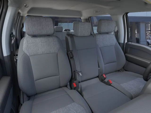 New 2026 Oxford White Ford XLT image 10