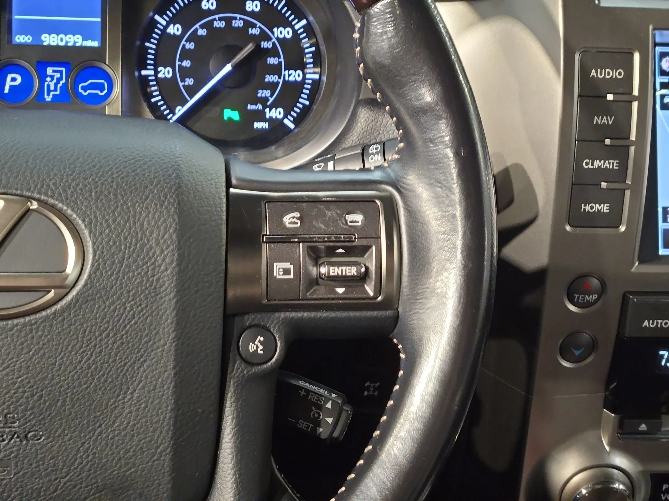 Used 2017 Black Onyx Lexus GX 460 image 29
