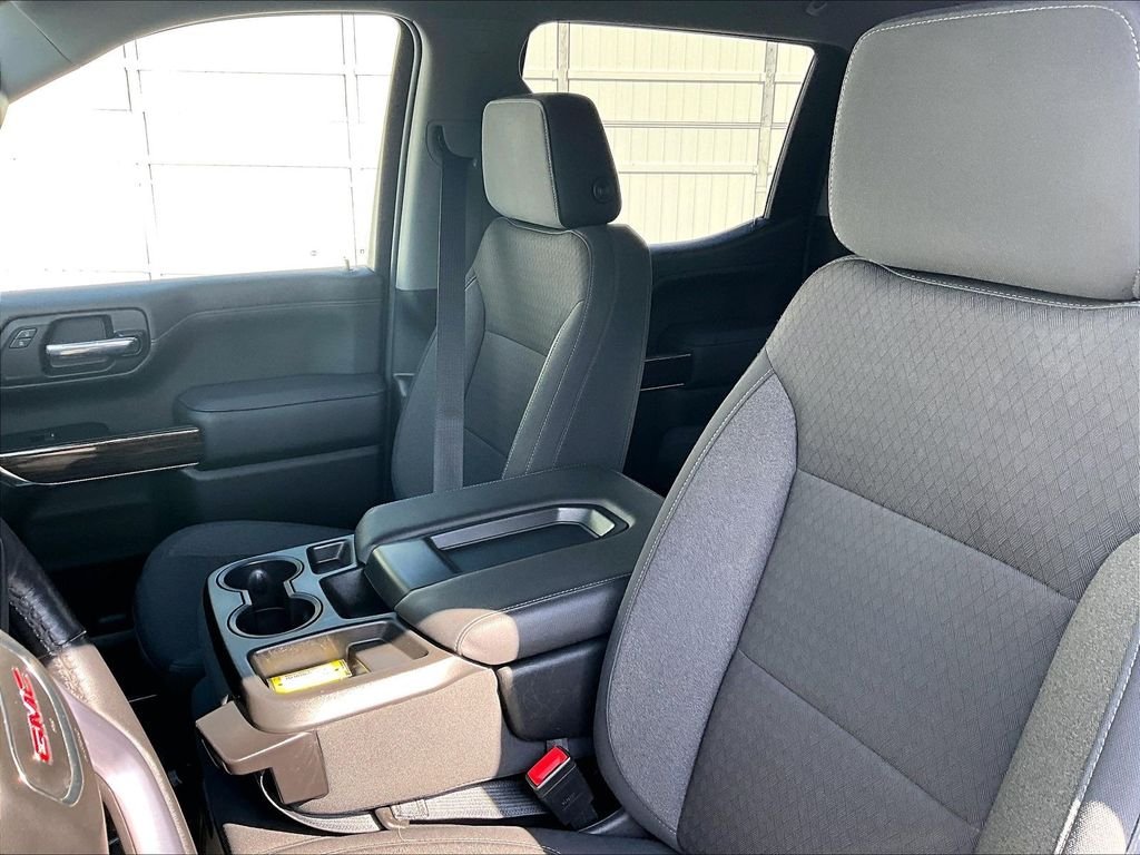 Used 2021 White GMC Elevation image 10