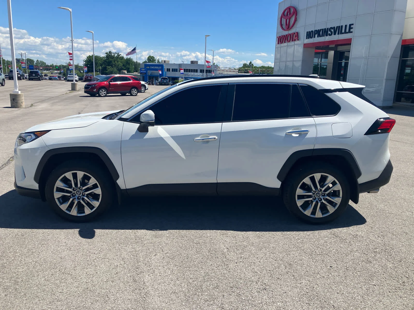 Used 2019 Blizzard Pearl Toyota Limited image 4
