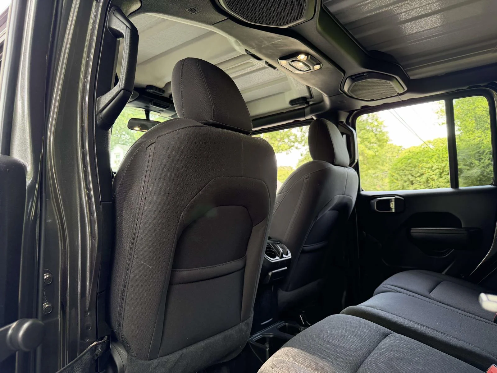 Used 2022 Gray Jeep Unlimited Willys image 16