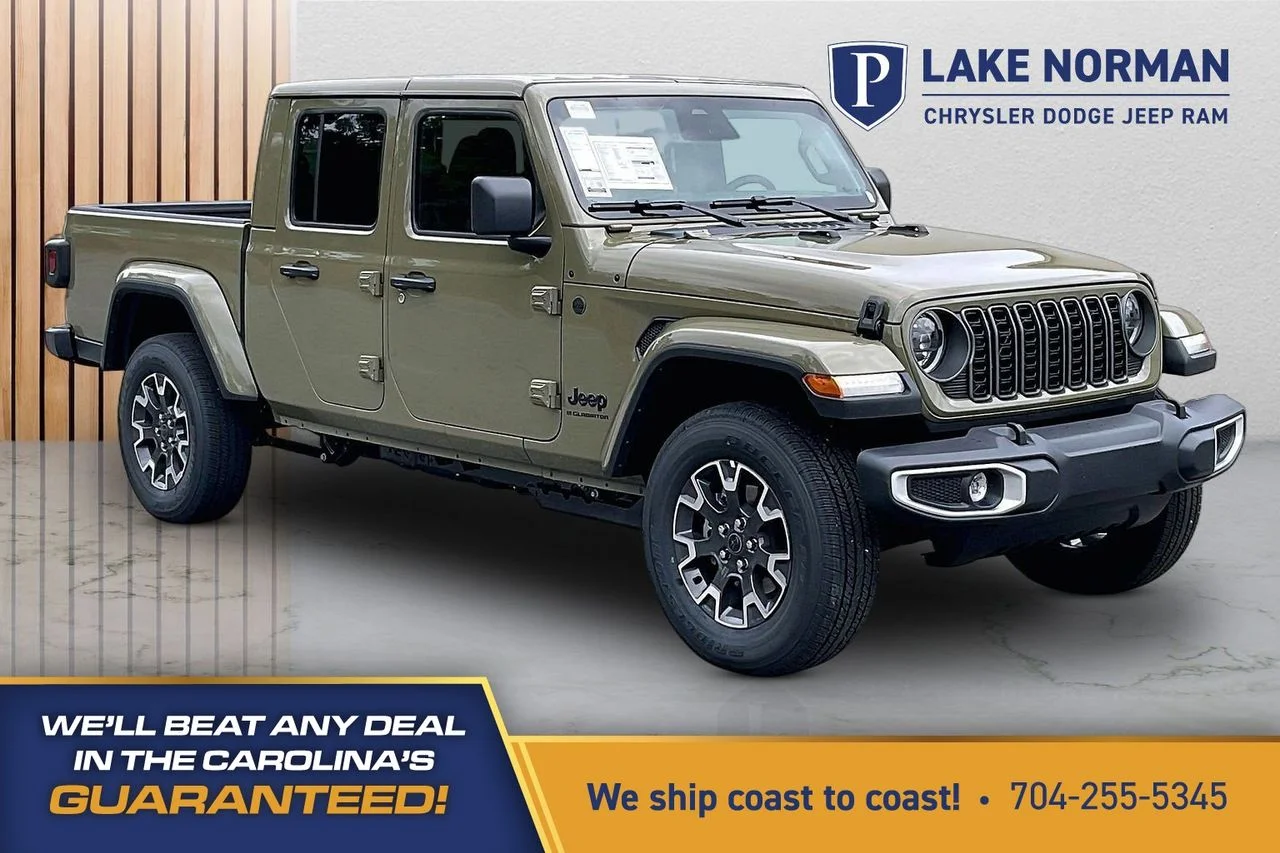 2026 Jeep Gladiator Sahara Auto's photo