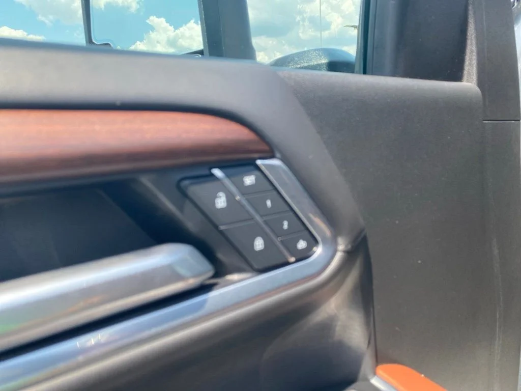 Used 2025 Sterling GMC Denali Ultimate image 12