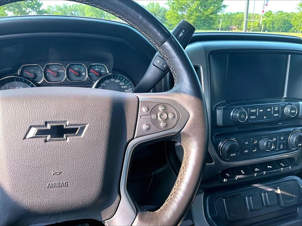 Used 2017 Silver Chevrolet LTZ image 18