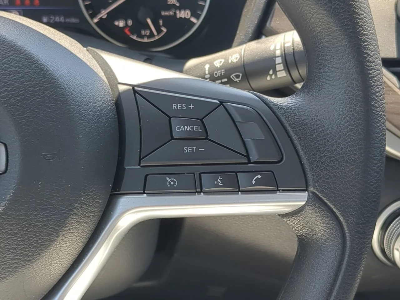 2025 Nissan Altima SV - Photo 21