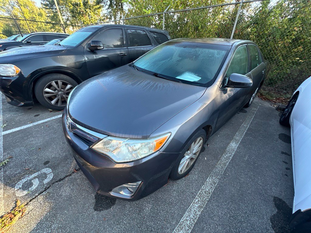 Used 2012 Gray Toyota XLE image 2