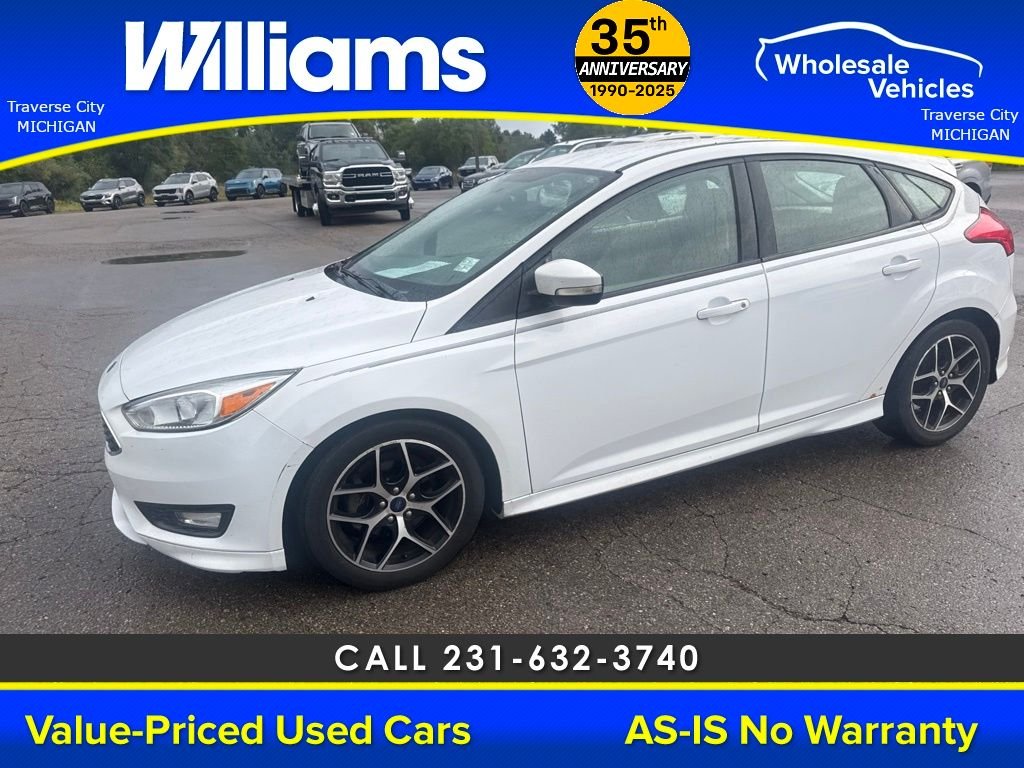 Used 2016 Oxford White Ford SE image 3