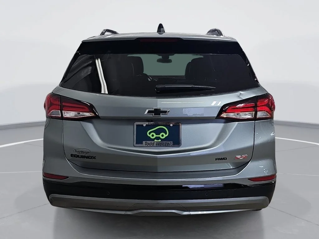 Certified Used 2024 Gray Chevrolet RS image 5