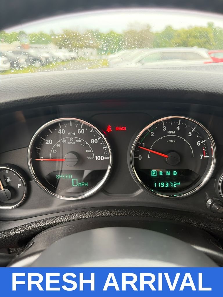 Used 2015 Black Jeep Unlimited Sahara Altitude image 6