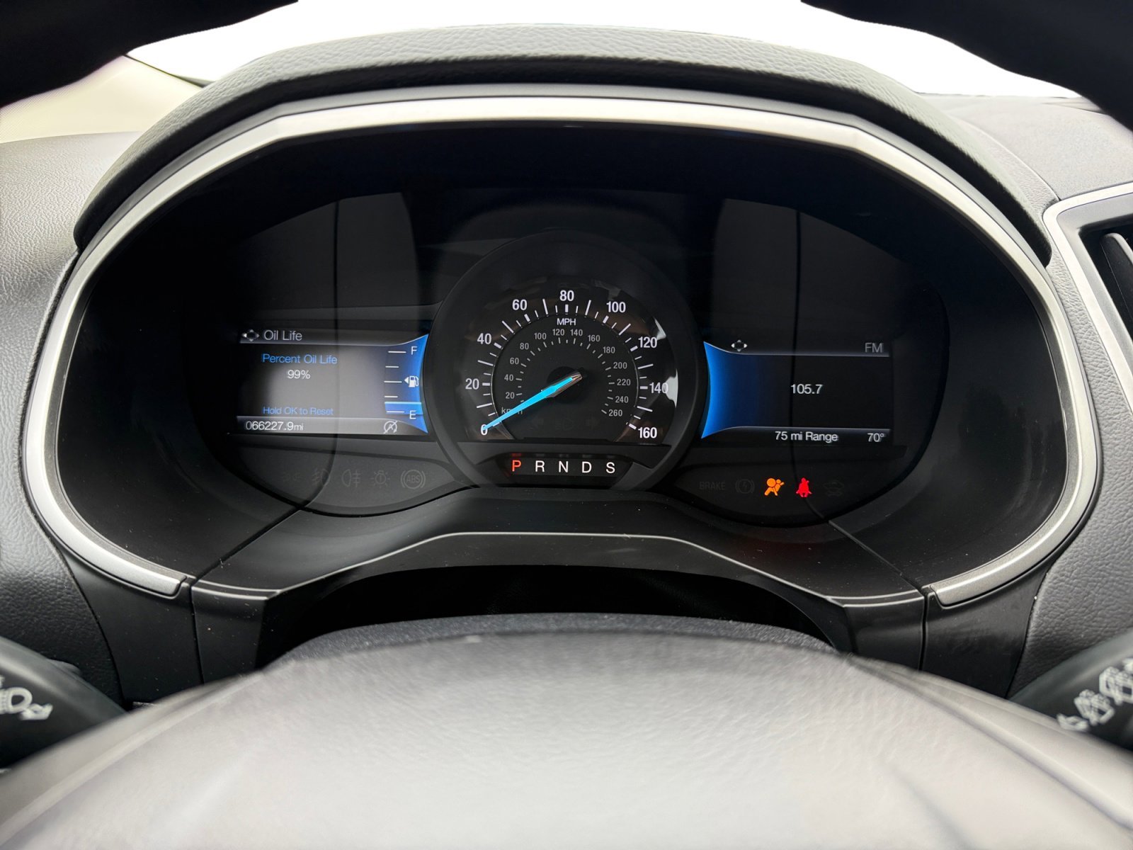 Used 2021 Oxford White Ford SE image 11