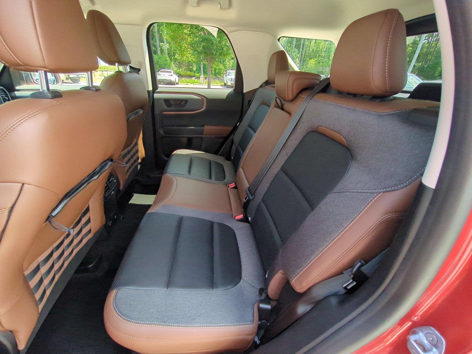 Used 2022 Hot Pepper Red Metallic Tinted Clearcoat Ford Outer Banks image 33