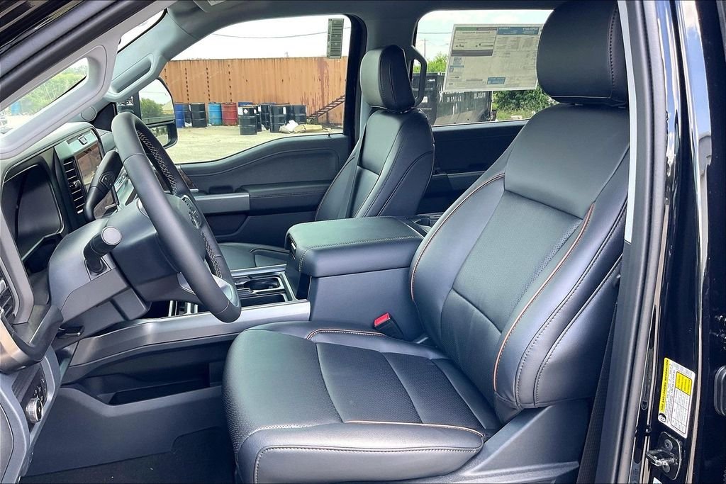 New 2026 Ford Super Duty F-250 Lariat 4D Crew Cab
