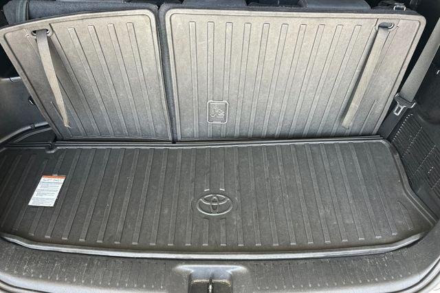 Certified Used 2016 BLIZZARD PEARL Toyota  image 20