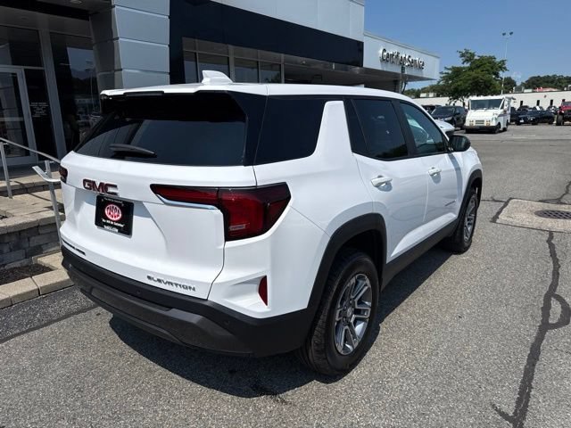 New 2027 Summit White GMC Elevation image 7