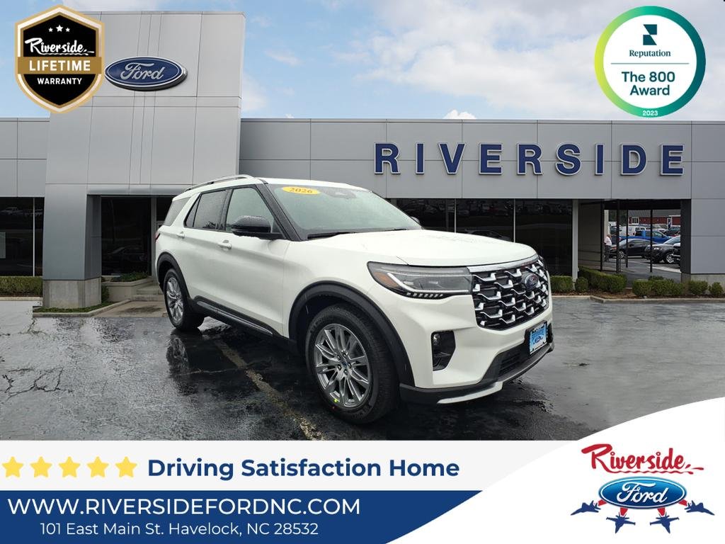 New 2026 Star White Metallic Tri-Coat Ford Platinum™ image 1