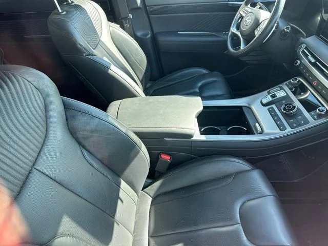 Used 2024 Silver Hyundai Calligraphy image 6