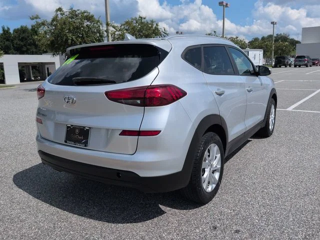 Used 2019 Silver Hyundai Value image 4