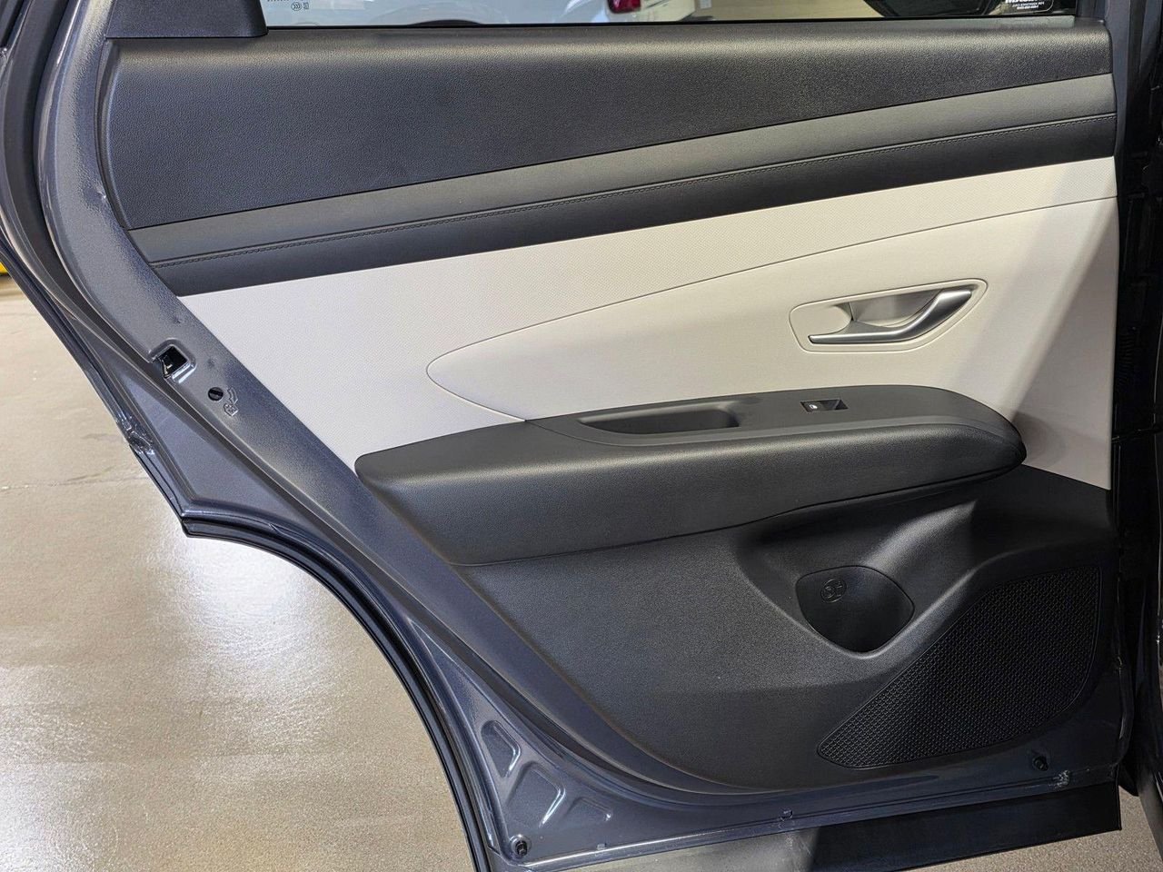 New 2026 Ecotronic Gray Hyundai SEL Plus FWD image 13