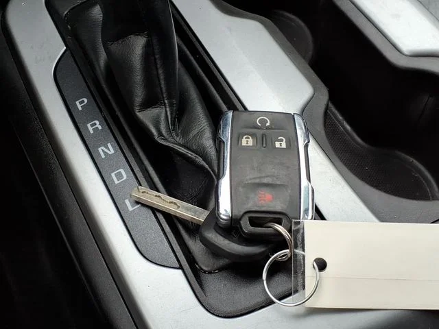 Used 2019 White Chevrolet ZR2 image 35