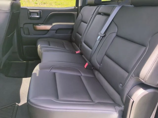 Used 2019 White Chevrolet LTZ image 23
