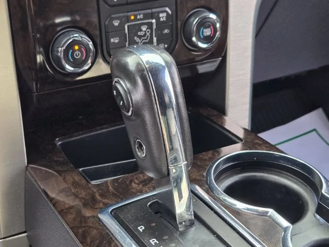 Used 2014 Black Ford Platinum image 30