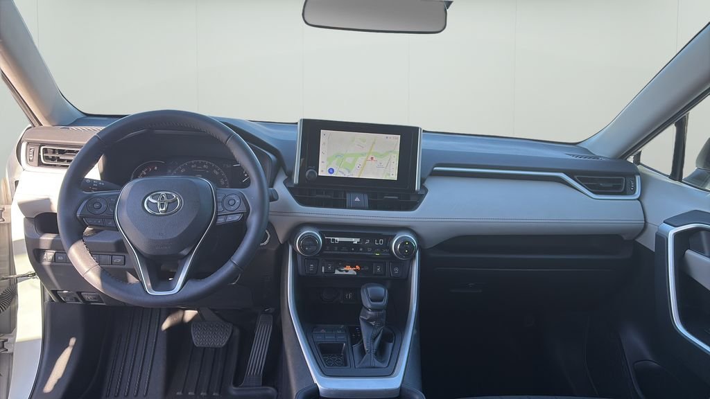 Used 2023 White Toyota XLE image 12