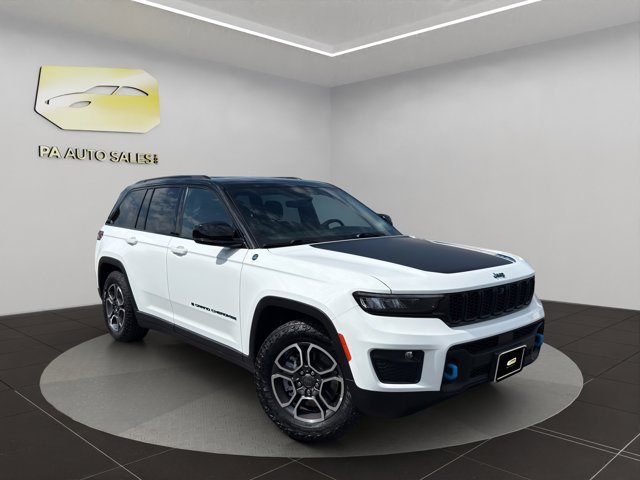 2022 Jeep Grand Cherokee Trailhawk 4xe 4x4's photo