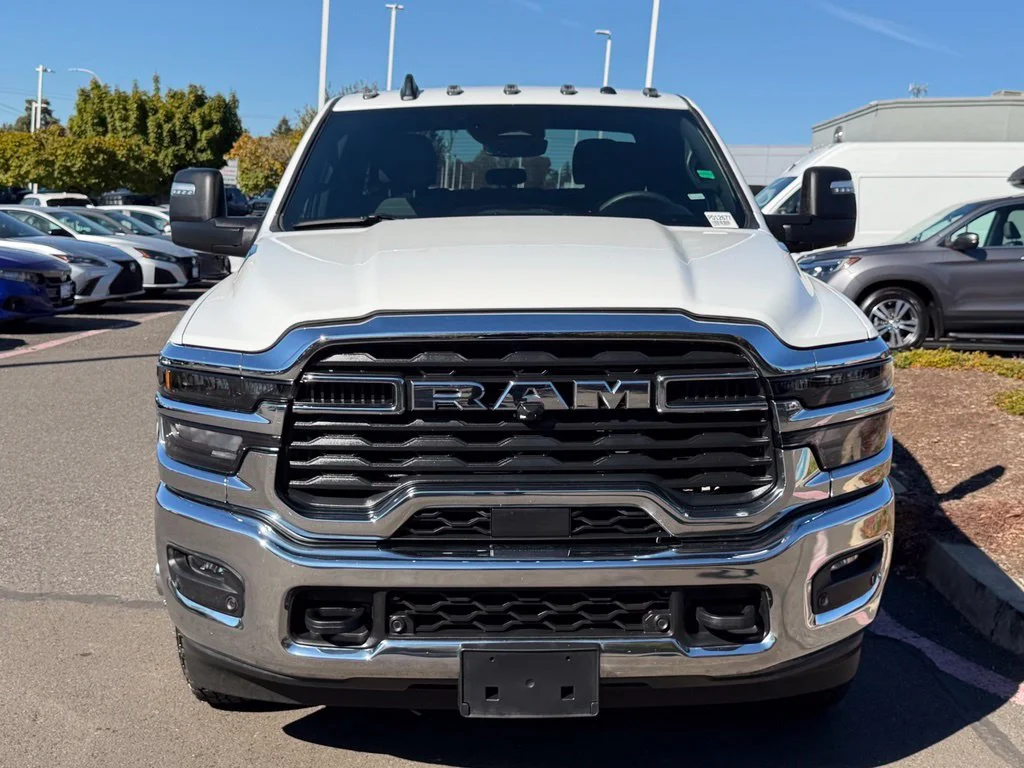 Used 2026 White Ram Big Horn image 3