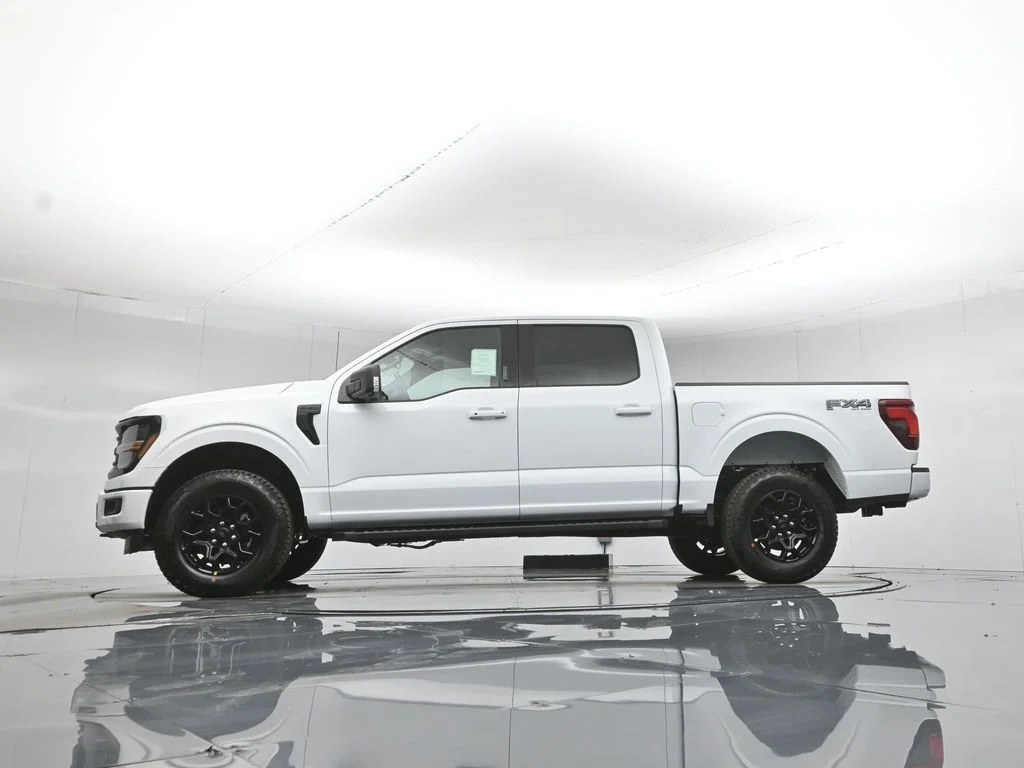 New 2026 Oxford White Ford XLT image 56