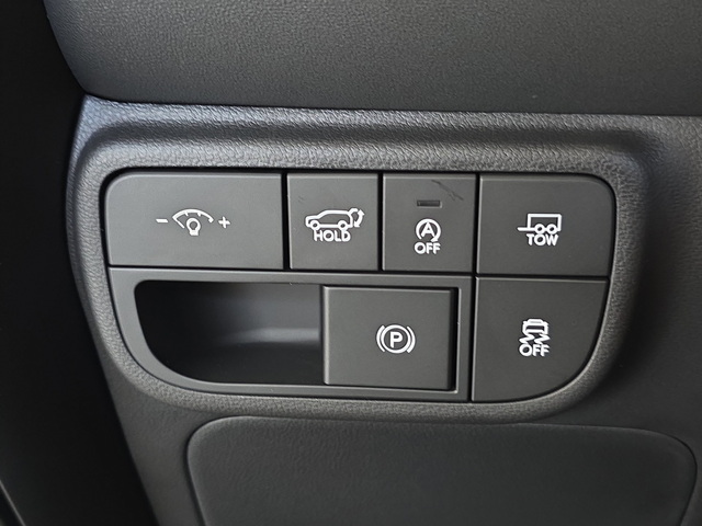 Certified Used 2026 Titan Green Hyundai XRT Pro image 26