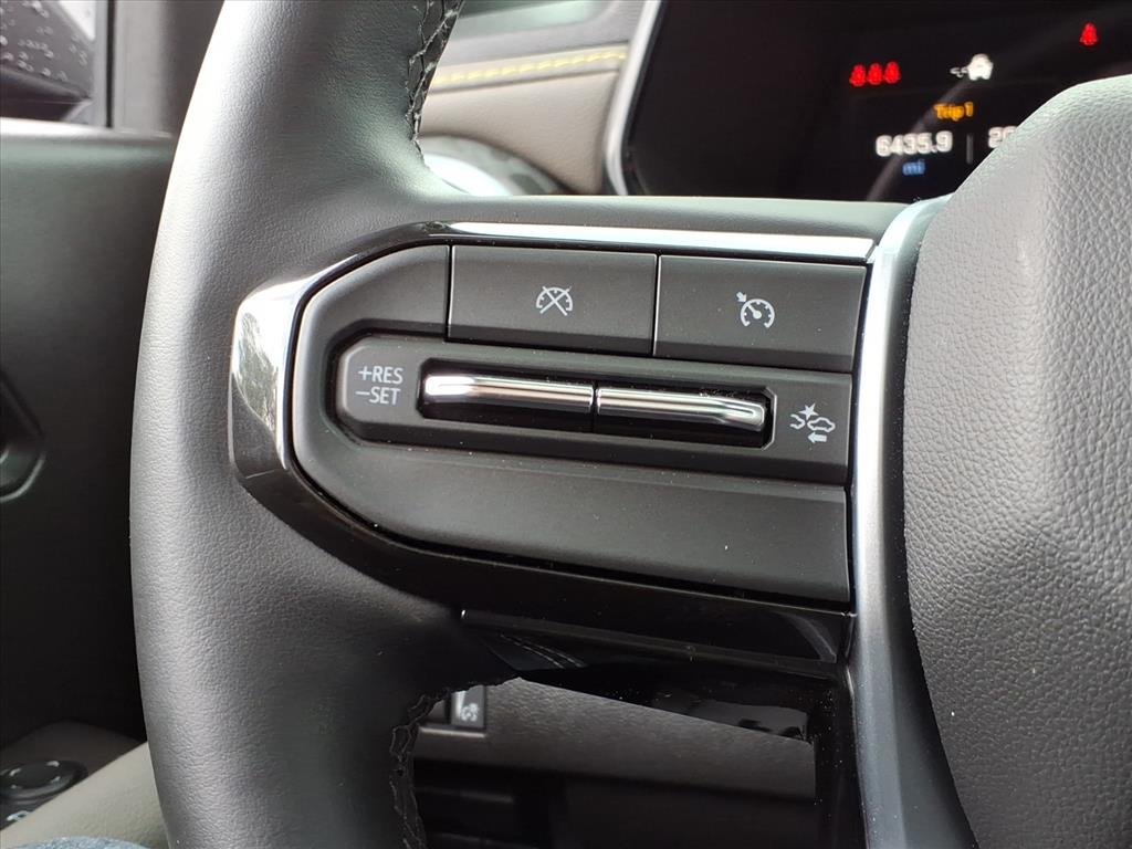 Used 2025 Black Chevrolet ZR2 image 23