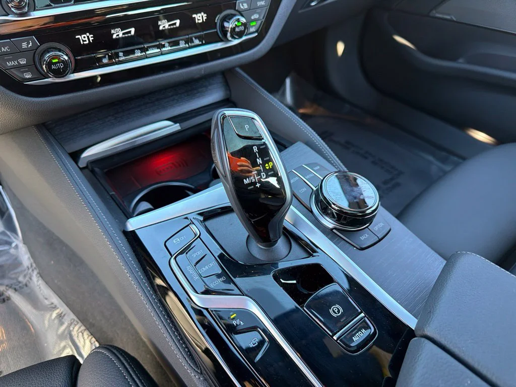 Used 2023 Black BMW M550i xDrive image 33