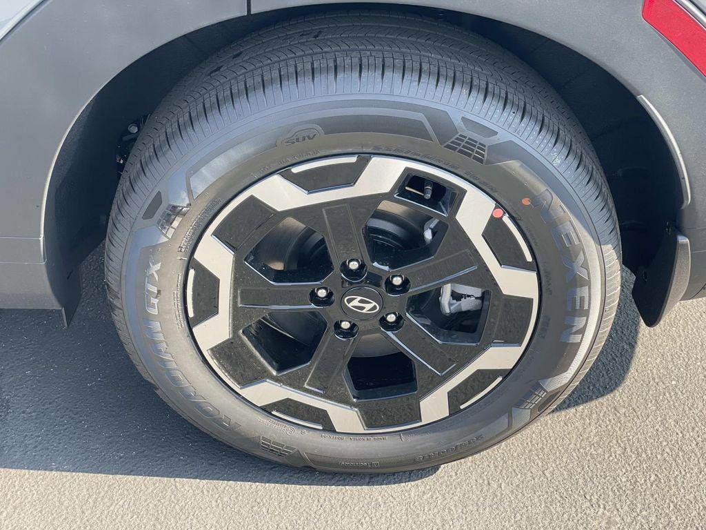 New 2026 Gray Hyundai SEL FWD image 6