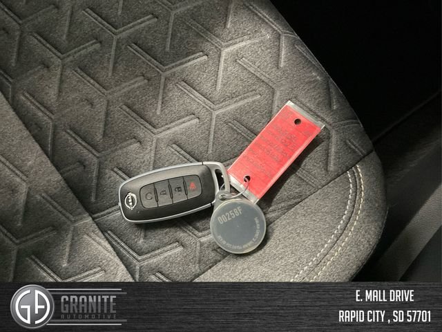 2025 Nissan Kicks SV AWD - Photo 26