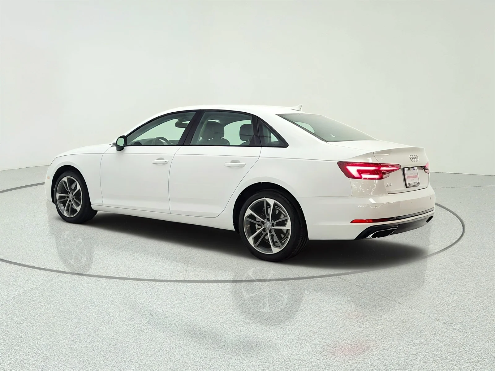 Used 2019 Glacier White Metallic Audi Premium 40 TFSI image 7