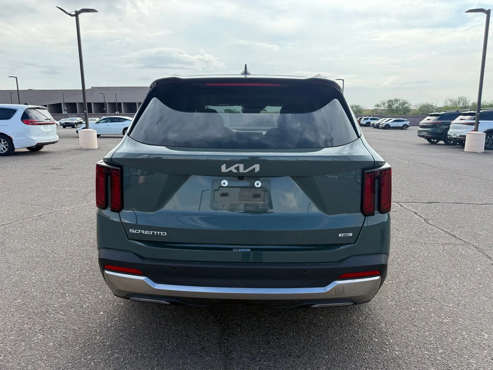 Used 2025 Cityscape Green Kia EX image 5