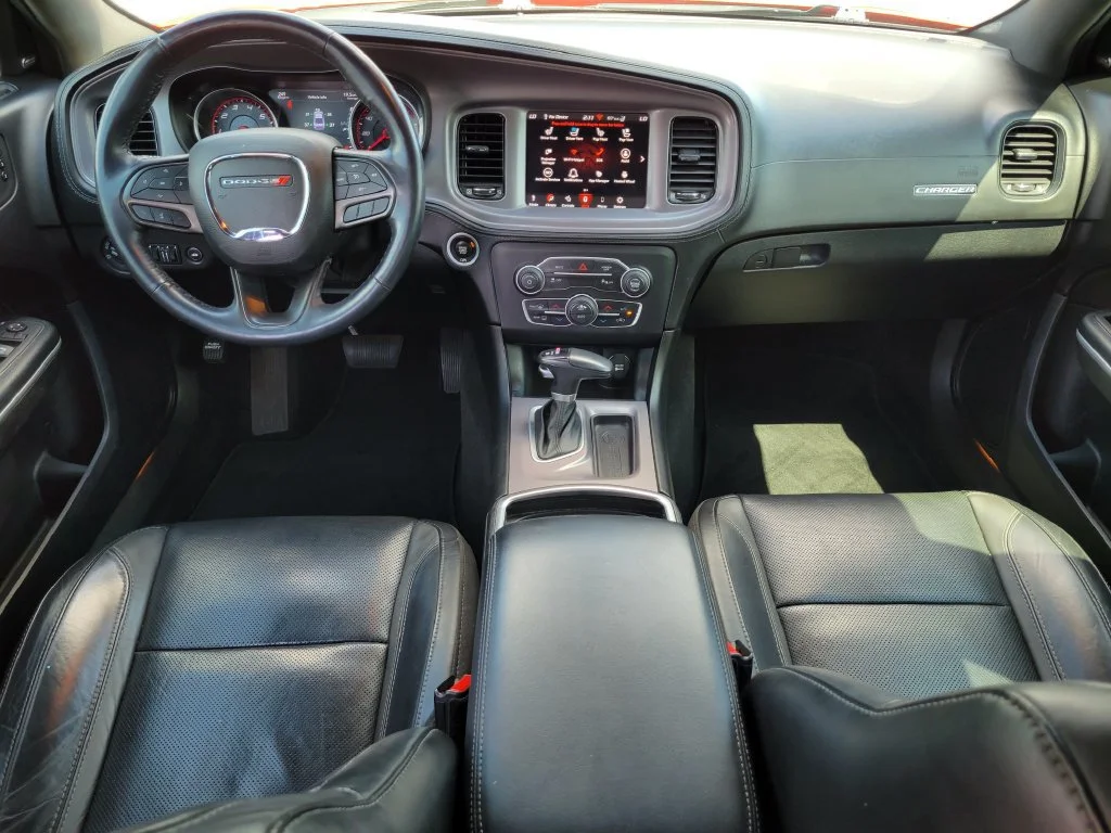 Used 2023 Orange Dodge SXT image 16